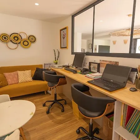 Luxe&nature, 10 Mins De Montpellier, 6 Personnes *