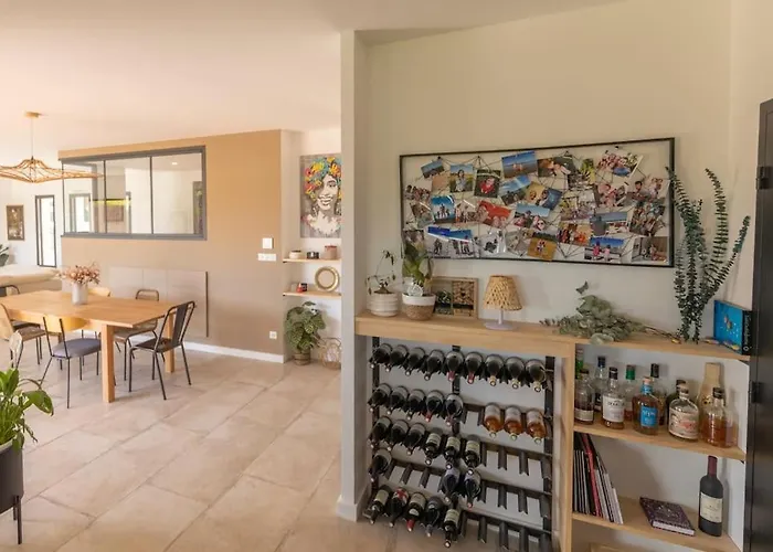 Luxe&nature, 10 Mins De Montpellier, 6 Personnes *