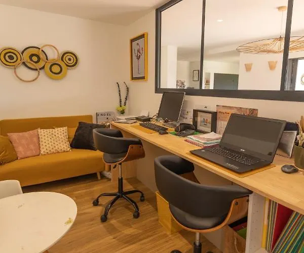Luxe&nature, 10 Mins De Montpellier, 6 Personnes *